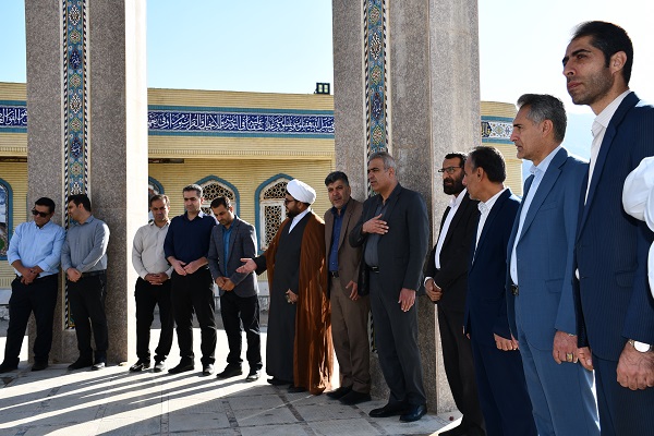 آغازکار مدیرعامل جدید شرکت آب منطقه ای کهگیلویه و بویراحمد با تجدید میثاق با شهدا